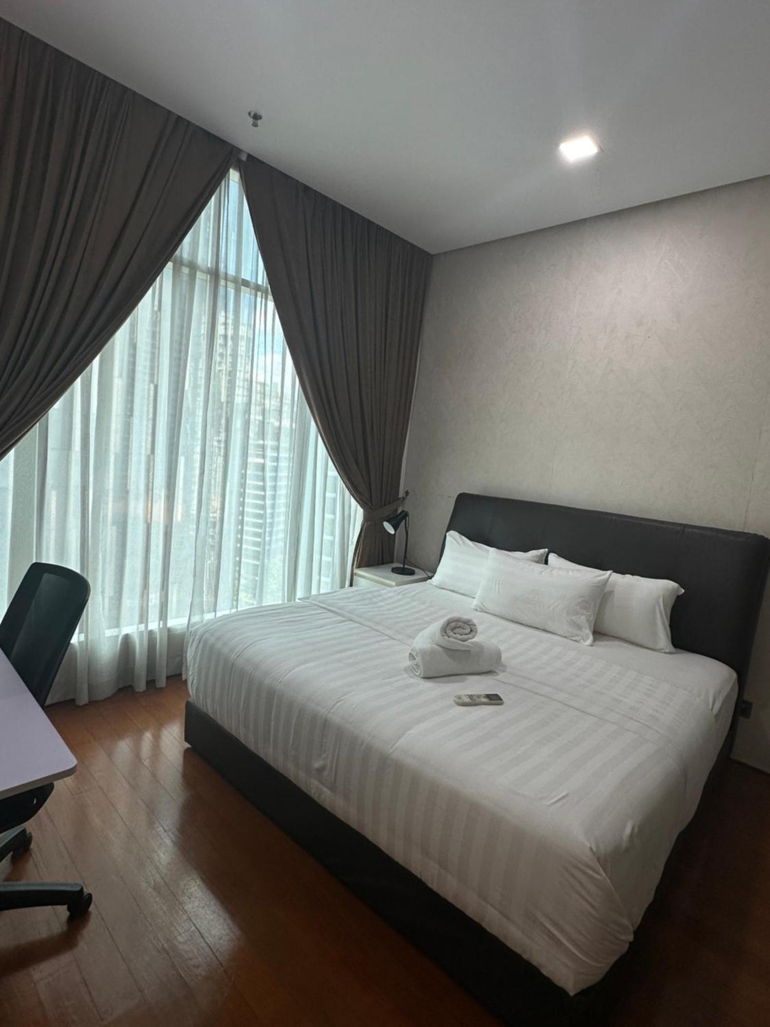 Soho Suites Klcc By Angel Куала-Лумпур Екстер'єр фото