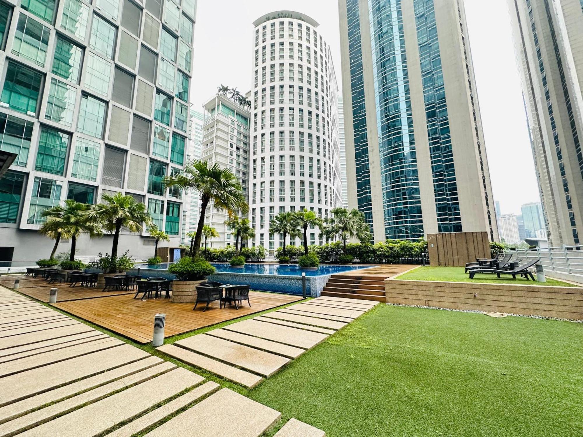 Soho Suites Klcc By Angel Куала-Лумпур Екстер'єр фото