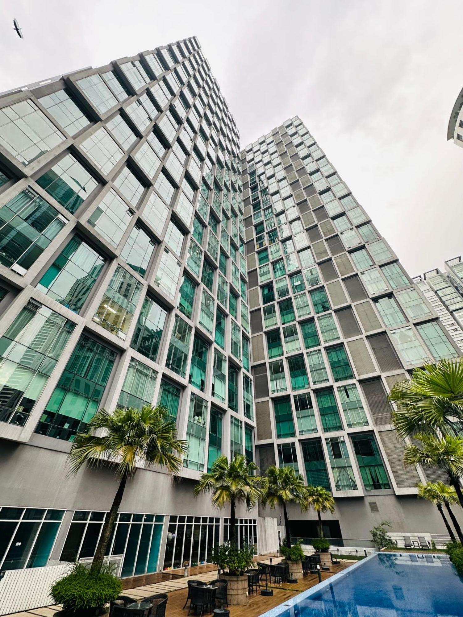 Soho Suites Klcc By Angel Куала-Лумпур Екстер'єр фото