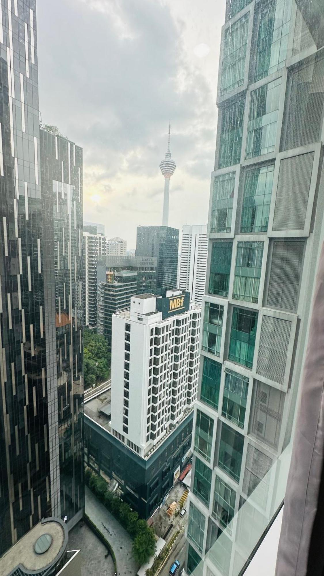 Soho Suites Klcc By Angel Куала-Лумпур Екстер'єр фото
